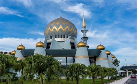 Lebih kurang 15 menit setelah matahari terbit. Tiada Solat Aidilfitri Di Sabah, Aktiviti Masjid Ditangguh ...