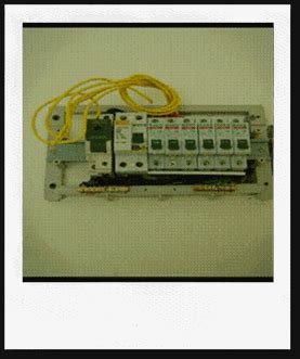 Cara pemasangan kotak fius agihan 1 fasa. KKSS ELECTRICAL STUDENTS CREATIONS: Memasang Papan Fius ...