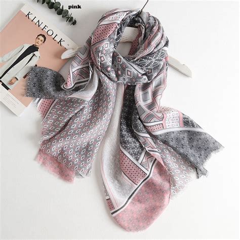 2018 Newest Women Geometry Pattern Quality Cotton Fringe Scarf 6colors 10pcslotwomens Scarves