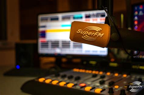 Polskie radio szczecin podało w piątek w serwisie informacyjnym wiadomość dotyczącą spółki kurier szczeciński o następującej treści: Nowe radio w Szczecinie