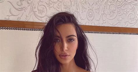 Kim Kardashian Poses Nude As She Continues Her Racy Getaway To Rome