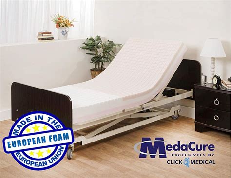 Pressure Redistribution Foam Hospital Bed Mattress 3 Layered Visco Elastic Memory Foam 80 X