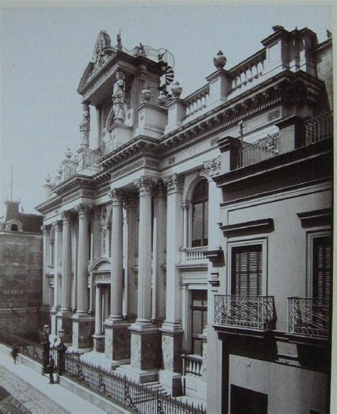 Banco nacional — en ee.uu., cualquier banco comercial debidamente constituido, operado por banco nacional ultramarino — (zh) 大西洋銀行 création 1864 dates clés 1902 : Banco Credito Hipotecario Nacional, Bank In ...