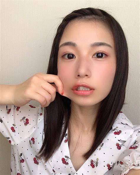 Are Japanese Girls Responding To Cheersmurakami りいな Denbikini Blindfold Matching Tag Eyeline