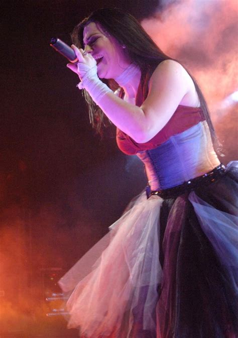 Amy Lee Picture 10 Amy Lee Performing Live In Concert At Santa