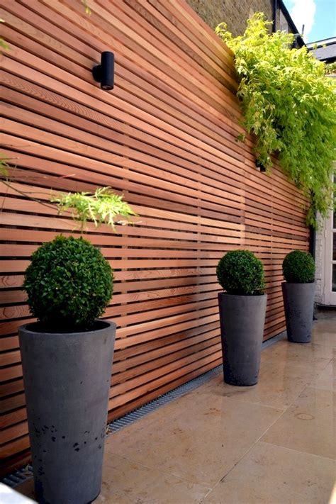 30+ Inexpensive but Innovative Backyard Garden Landscaping Ideas