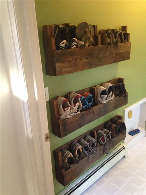 Entryway seating shoe storage ideas. The 25+ best Shoe racks ideas on Pinterest | Diy shoe rack ...