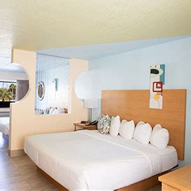 Find top 2 bedroom apartments in st. Queen-suite-2-bedroom-2021 - The Ponce St. Augustine Hotel