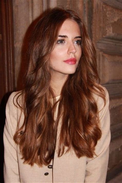 It's great for adding extra warmth to natural brown hair and creating a richer look, but also for blondes wanting to go darker, or brunettes looking to spice up their look. 40 Brilliant Chestnut Hair Color Ideas and Looks