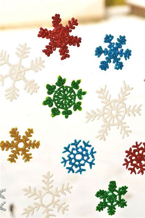These Snowflake Window Clings Are So Easy To Make And They End Up