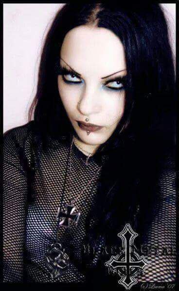 cenobite metal girl gothic girls gothic beauty
