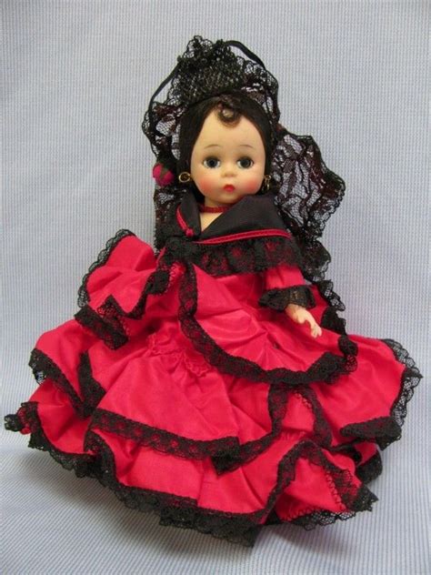 The most common spanish dolls material is cotton. vintage Spanish Doll | Imperio espanol