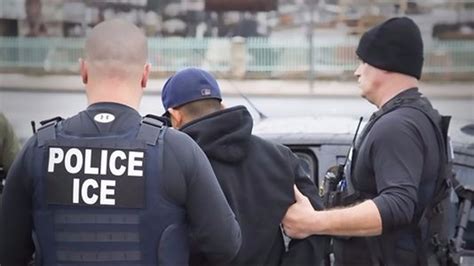Former Ice Deportation Officer Sets Record Straight About Weekend Raids