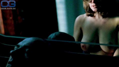 Lorraine Bracco Nackt Nacktbilder Playboy Nacktfotos Fakes Oben Ohne