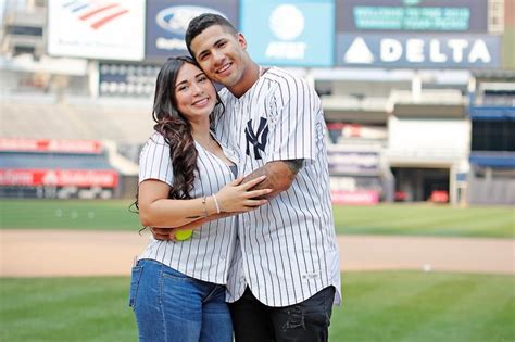 Yankees Gleyber Torres Sends Wife A Sweet Anniversary Message See Photos Feeling The Vibe