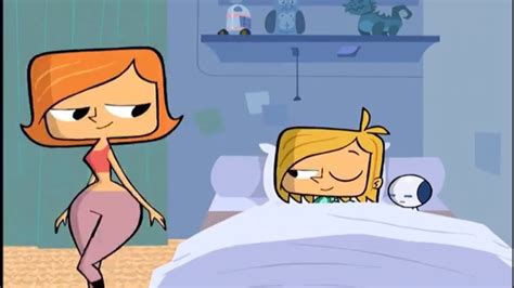 Debbie Turnbull Is ThiCC And Sexy Robotboy YouTube