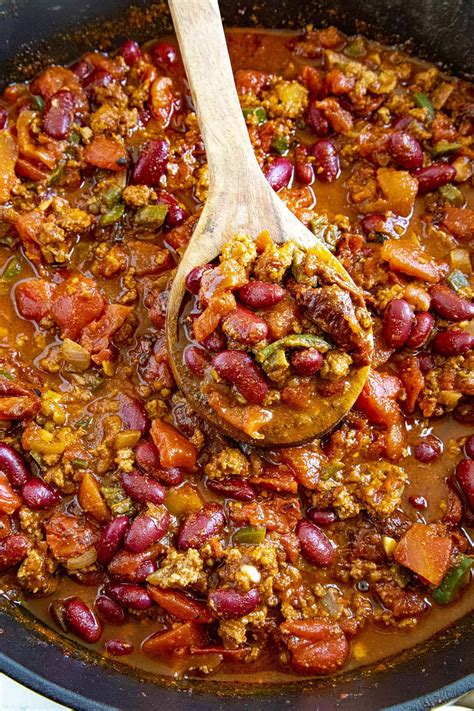 Pots and pots of chili have been made in my kitchen. Chipotle Chili Recipe - Chili Pepper Madness