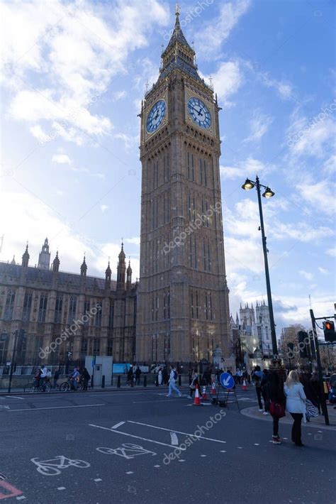 London United Kingdoms January Big Ben The House Of Parliament And Westminster Bridge