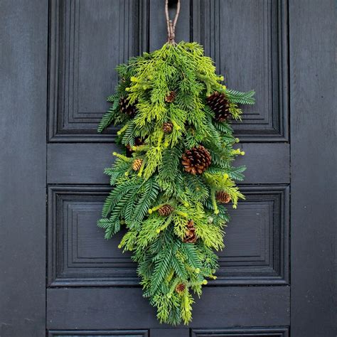 Mixed Cedar Pine And Pinecone Front Door Winter Christmas Teardrop Swag
