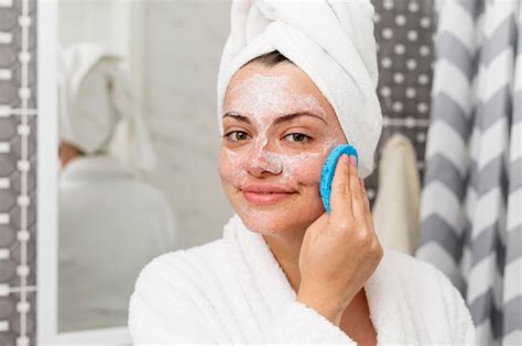 Premium Photo Close Up Woman Cleaning Her Face