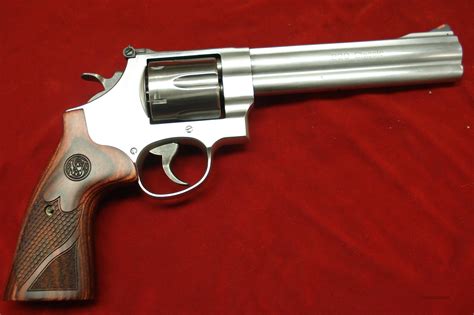 Smith And Wesson Model 629 Deluxe 6 For Sale At