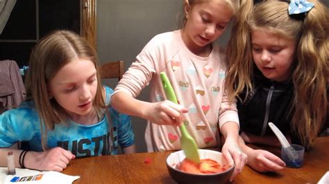 If you want to change the color of your slime, add 3 drops of food coloring to the mixture. Make slime with laundry detergent - YouTube