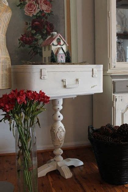39 Creative Ways Of Reusing Vintage Suitcases For Home Decor Decor