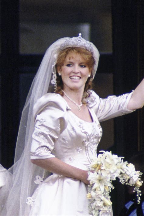 10 Hidden Details You Didn T Know About Sarah Ferguson S Wedding Dress