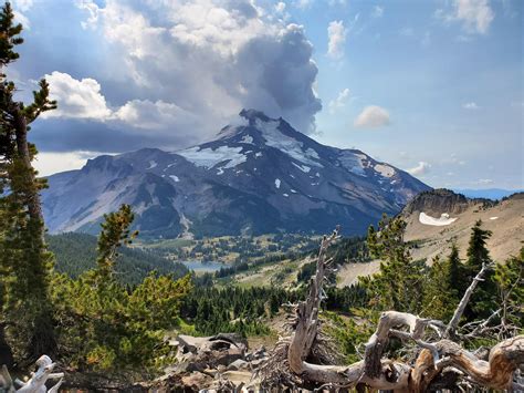 Hiking On The Pct Mt Jefferson Oregon Late August 2019 Oc