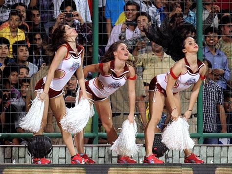 17 Hot And Sexy Photos Of Ipl Cheerleaders And Cheergirls Cricket Ipl 2015 Reckon Talk