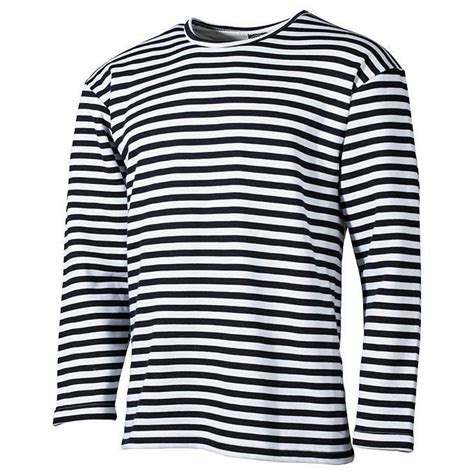 Tricotée en jersey 100 coton (285g), cette marinière à la coupe droite et l'encolure ronde possède des fentes sur le côté pour plus d'aisance. SWEAT PULL RAYURE MARINIERE COTON RAYE BLEU BLANC Bleu ...