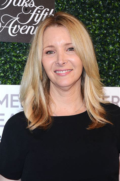 She plays the role of phoebe buffay and her twin sister, ursula, on friends. Lisa Kudrow - Women's Cancer Research Fund Hosts 'An ...
