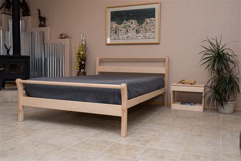 Organic Bedroom Untreated Solid Wood Bed Frame Sleigh