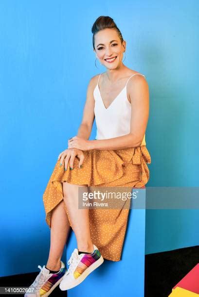 Comic Con Portraits Photos And Premium High Res Pictures Getty Images