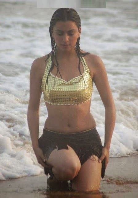 Shraddha Arya Hot Pics Naked Babe Girl