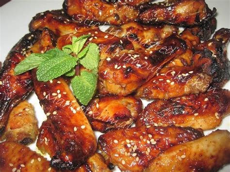 See more ideas about cooking recipes, food recipies, food. Moroccan Cuisine Marocaine: جْنيحاتْ الدّْجاجْ مْعَسّْلينْ/Sticky Roasted Ras El Hanout Chicken ...