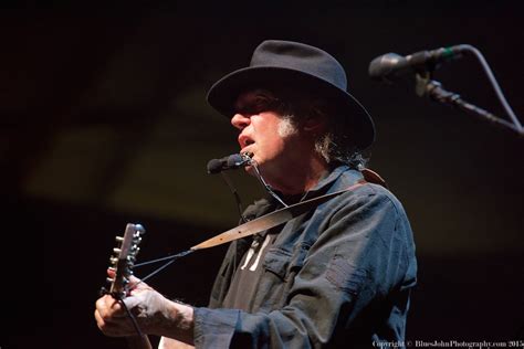 Photos Of Neil Young Promise Of The Real At The Chiles Center On