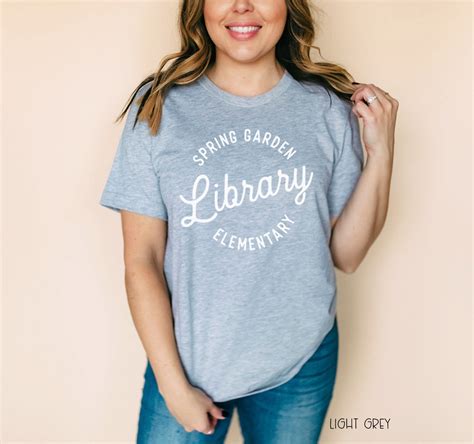 Custom Vintage Circle Librarian T Shirt Super Soft Etsy