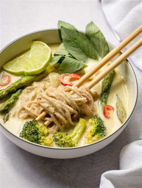 Thai Green Curry Noodles The Veg Space