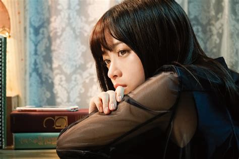 物憂げな橋本環奈が見つめる先には？映画『小説の神様』場面写真が公開 e talentbank co ltd