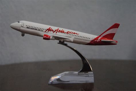 Sebanyak lebih daripada 25 jenis dari pelbagai airlines. bard sharani family blog: MODEL MODEL KAPAL TERBANG HIASAN
