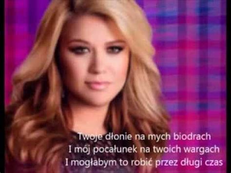 Written by clarkson, christina aguilera, rhett lawrence, and matt morris, with lawrence serving as producer, it was released as the album's lead single by rca records on april 10, 2003. Kelly Clarkson - Heartbeat Song (tłumaczenie pl) - YouTube