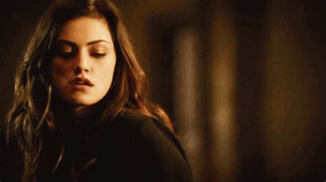 Leila is the city's newest resident, gifted with the goddess persephone's power. TVD Smut - Hayley Marshall - Wattpad