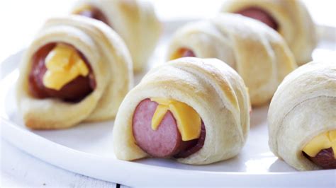 Mini Bacon Crescent Dogs Recipe