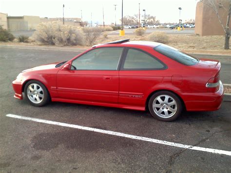 Research the 2000 honda civic at cars.com and find specs, pricing, mpg, safety data, photos, videos, reviews and local inventory. 1998_civic 2000 Honda CivicSi Coupe 2D Specs, Photos ...