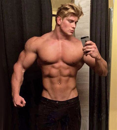 Built By Tallsteve Blonde Muscle Guy