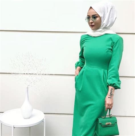 Dubai Fashion Hijab Fashion Dress Outfits Dress Clothes Dresses Prom Pictures Dress T