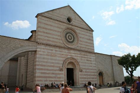 santa chiara basilica basilica of saint clare assisi