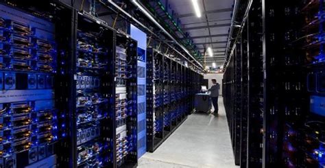 Facebook Will Build 1 Billion Data Center In Singapore The People Of