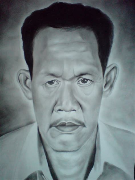 Begitupun dengan seni arsitektur, seni tari dan ragam seni lainnya. Hitam Putih Art: Lukisan potret hitam putih tanpa nama